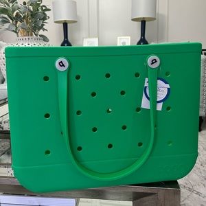 Green with Envy XL Bogg bag.